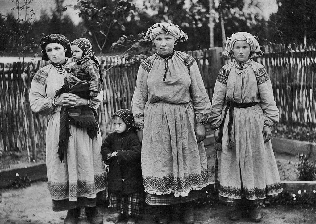 Упадок в мире - креатив в моде: как войны отражались на фэшн-индустрии