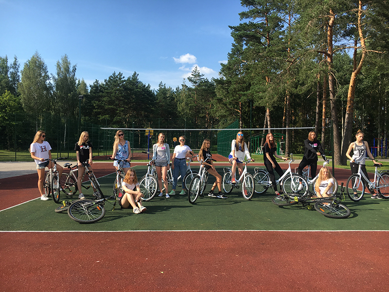 NAGORNY FASHION CAMP: летний лагерь для девушек
