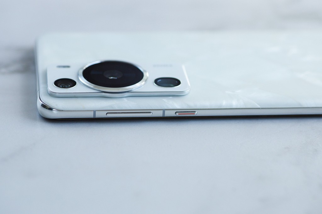 Смартфон и искусство: новый флагман Huawei P60 Pro с жемчужным дизайном