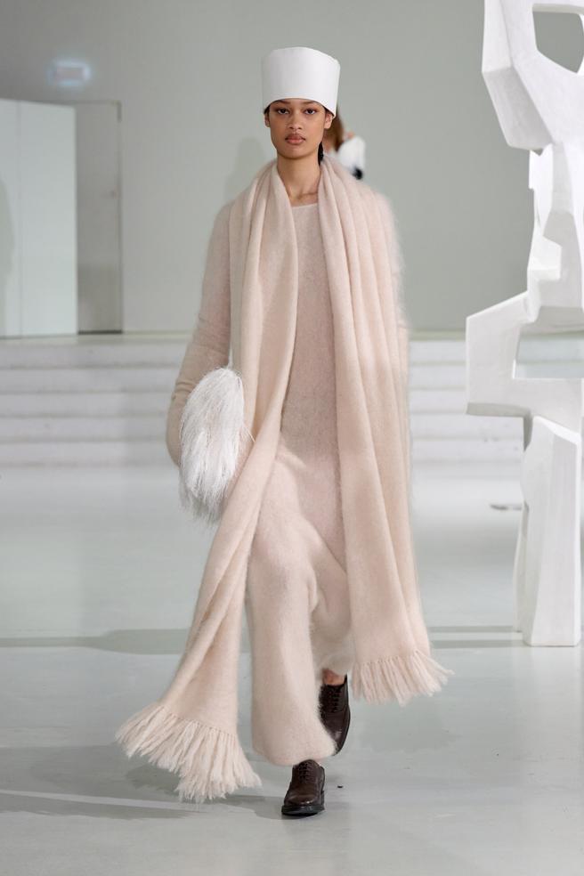The Garment AW25: архитектурный минимализм в движении 3 The Garment AW25: архитектурный минимализм в движении