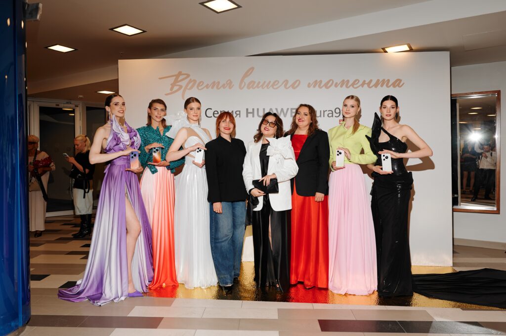 20-й сезон Brands Fashion Show: фотозона Huawei