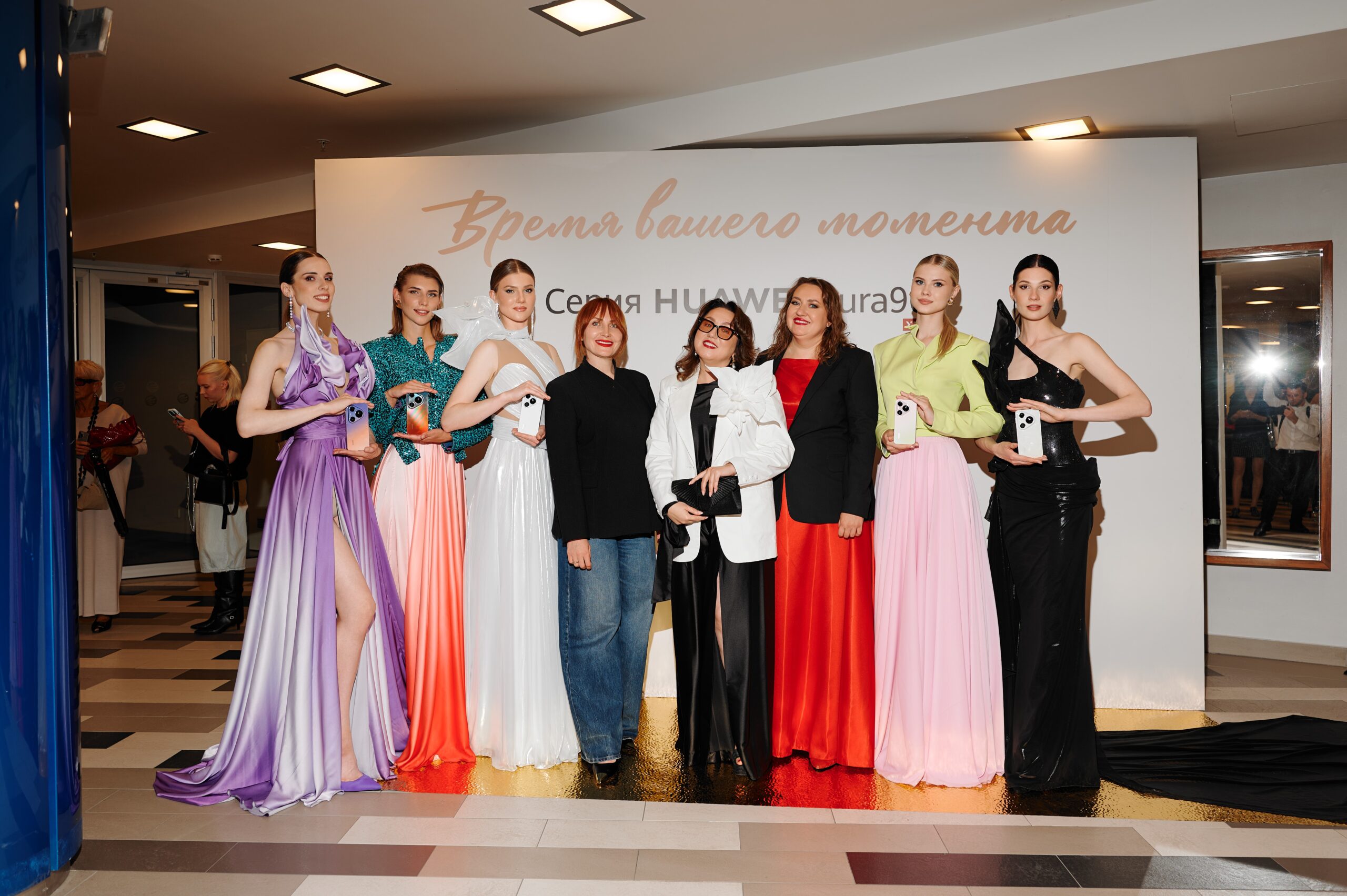 20-й сезон Brands Fashion Show: фотозона Huawei