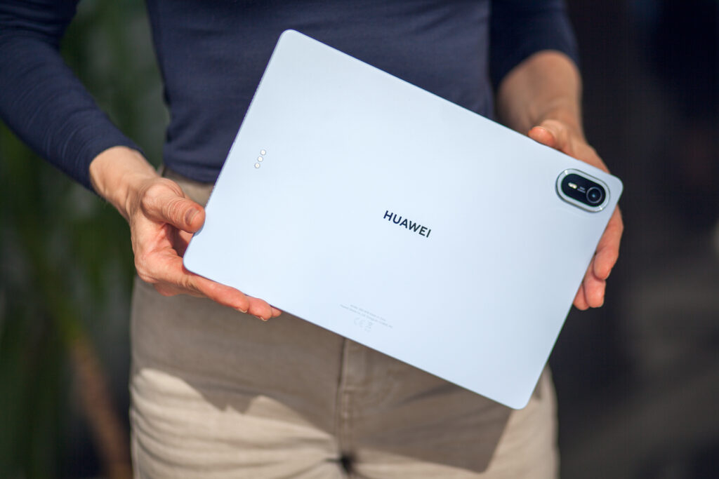 Лёгкий и практичный планшет Huawei MatePad Air